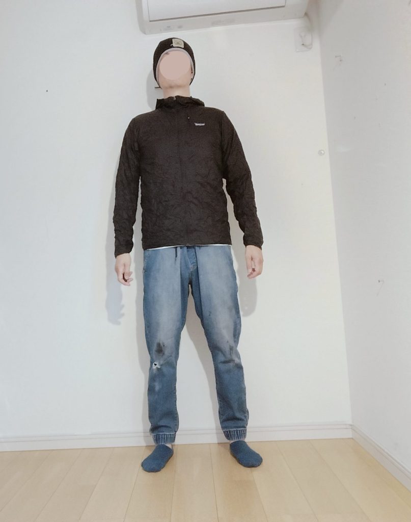 パタゴニアのフーディニジャケットのサイズ感、たたみ方、コーデ等レビュー！１８０センチ以上の大男