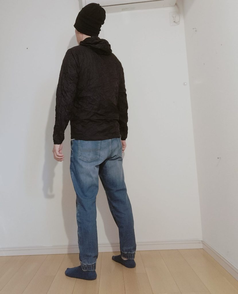 パタゴニアのフーディニジャケットのサイズ感、たたみ方、コーデ等レビュー！１８０センチ以上の大男