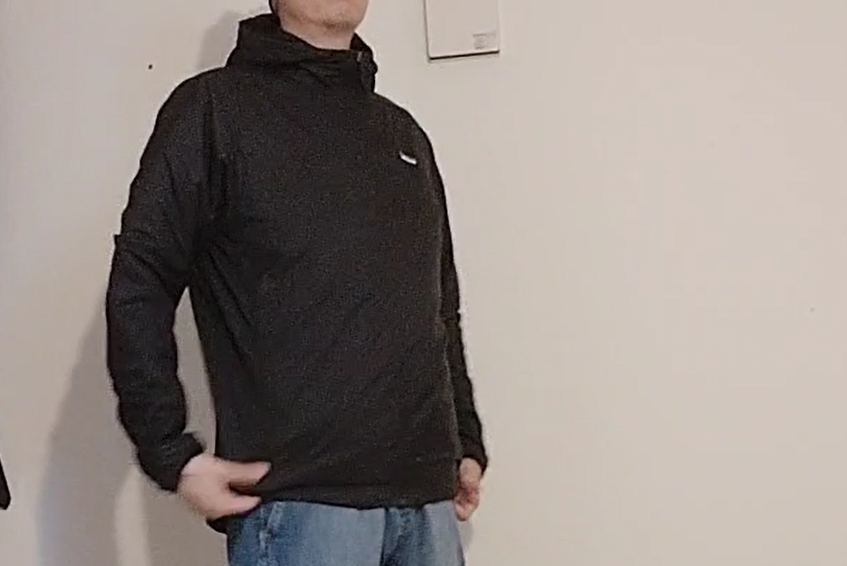 パタゴニアのフーディニジャケットのサイズ感、たたみ方、コーデ等レビュー！１８０センチ以上の大男