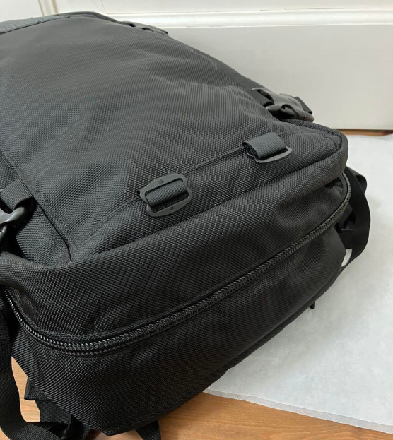 おしゃれなおすすめ30L大型リュック!普段使いからアウトドアでも活躍のグレゴリージャーニーマンV2!使い勝手や初代との違いも!