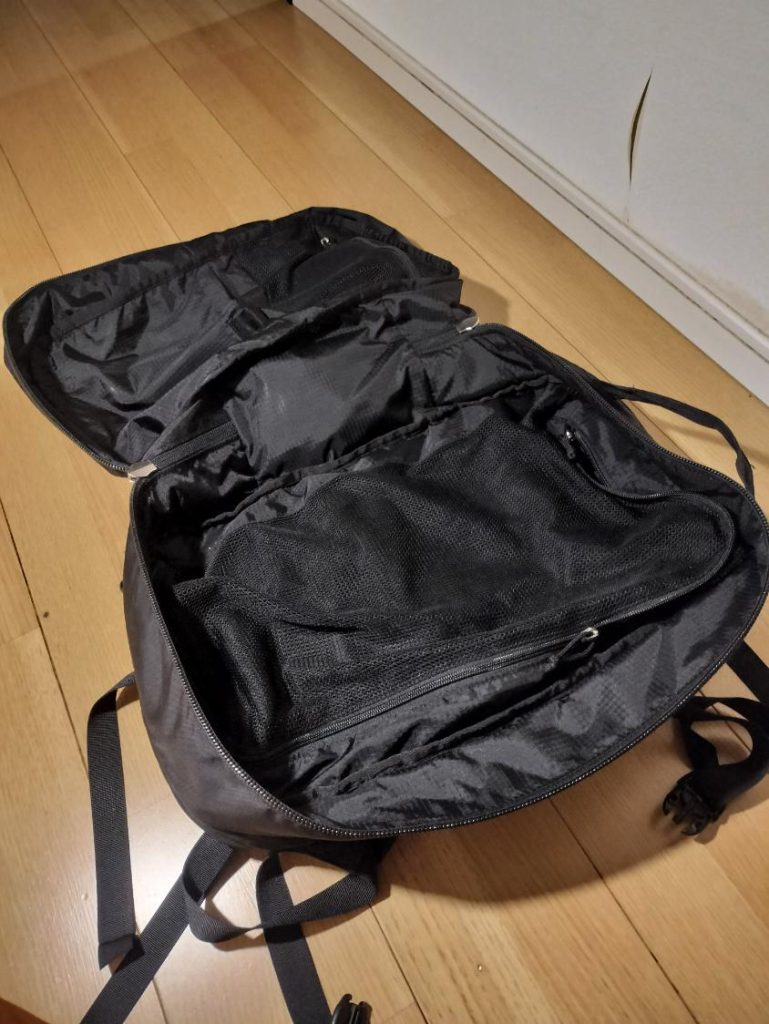 おしゃれなおすすめ30L大型リュック!普段使いからアウトドアでも活躍のグレゴリージャーニーマンV2!大容量の収納