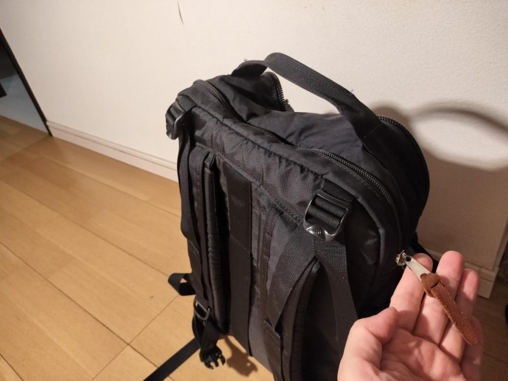 おしゃれなおすすめ30L大型リュック!普段使いからアウトドアでも活躍のグレゴリージャーニーマンV2!パソコン収納