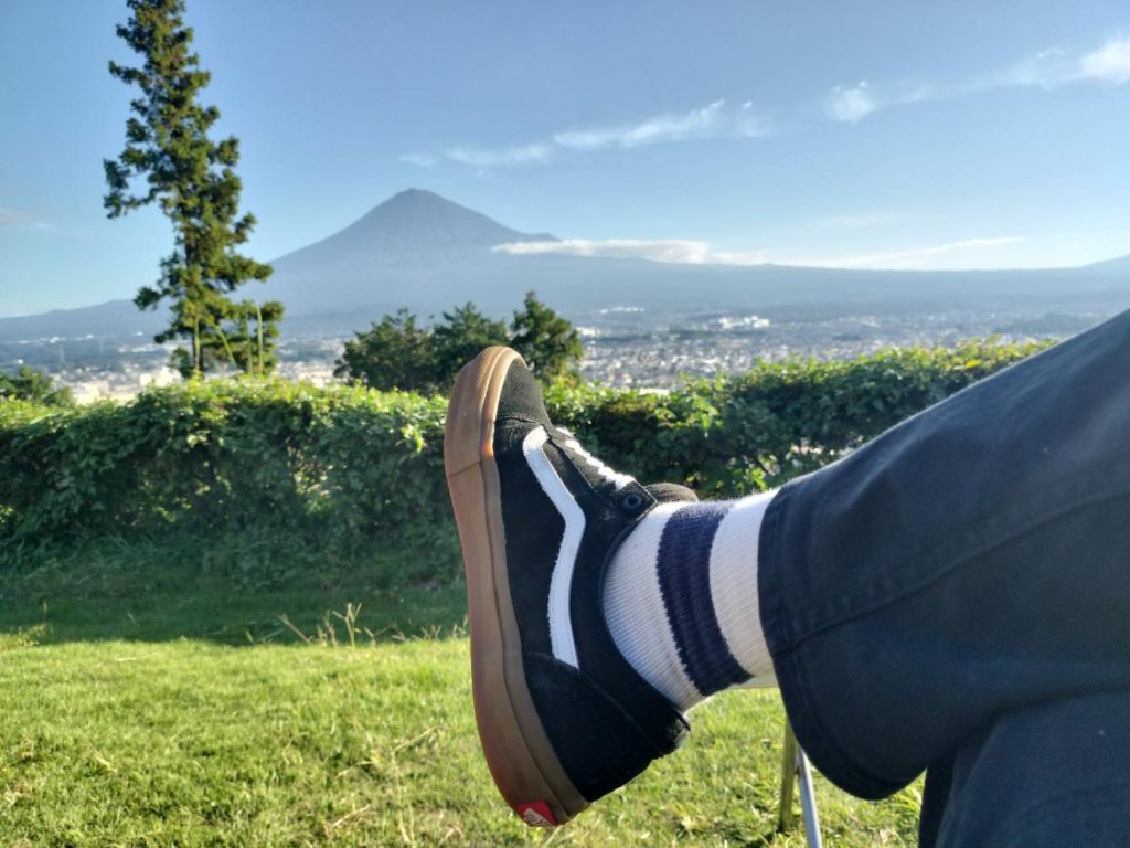 VANSのオールドスクール　ブラック/ガム（USA企画）はバイクもいけちゃう最強のスニーカー！サイズ感とコーデも？