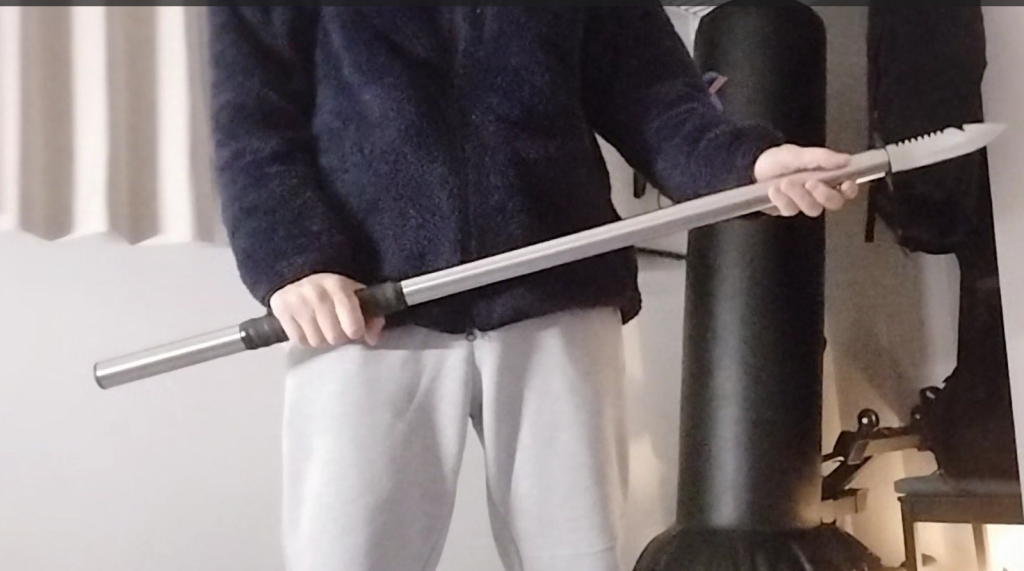 元警察官が考案した武器！究極の護身術・自宅防犯対策！これで強盗犯を撃退せよ！自作で安価な対策グッズ！