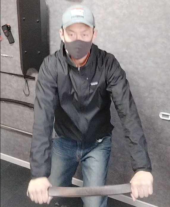 ベルトを活用した護身術｜暴漢・強盗対策にも！元警察官が教える実践的な使い方