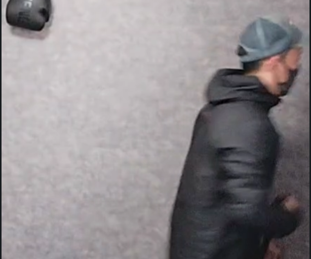 ベルトを活用した護身術｜暴漢・強盗対策にも！元警察官が教える実践的な使い方