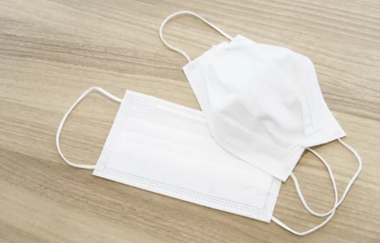 【元警察官直伝】エアコン内部清掃を自分で安全に！おすすめスプレーと掃除手順を完全解説