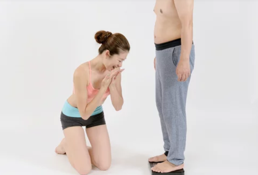 【2025年最新版】体重・体脂肪・筋肉量まで丸わかり！タニタ体組成計BC-768が中年男性に超おすすめな理由とは？