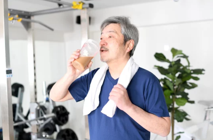 おっさん必見！乳糖ゼロ！ニチガWPIホエイプロテインの効果と選び方｜日本人の8割が知らない健康メリット