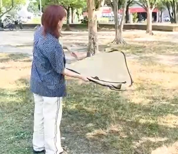 防災・サバイバル対策に必須のMs. RAJA着替えテントと簡易トイレセット